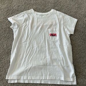 Vineyard Vines tee shirt